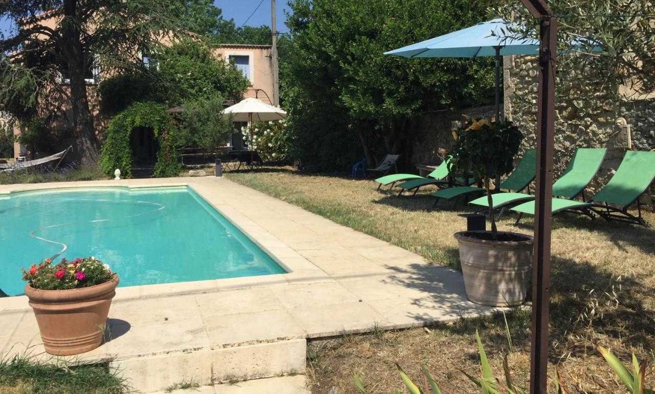 Bed and Breakfast Le Petit Jeu Grignan Exterior foto